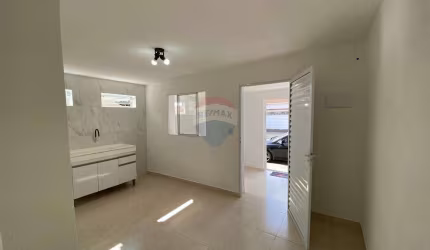 Casa para alugar em Jardim Florestal de 38.00m² com 1 Quarto e 1 Suite