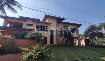 Casa para alugar em Condominio Lagoinha de 656.00m² com 5 Quartos, 5 Suites e 4 Garagens