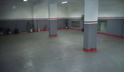 Loja para venda e aluguel em Santo Amaro de 650.00m² com 25 Garagens