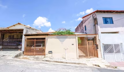 Casa para venda em Jardim Araújo de 166.00m² com 2 Quartos e 3 Garagens