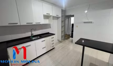 Casa para alugar em Mauá de 60.00m² com 2 Quartos e 1 Garagem