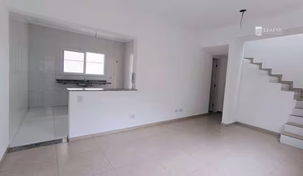 Sobrado para venda em Jundiapeba de 83.00m² com 3 Quartos e 1 Garagem