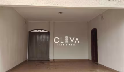 Sobrado para venda em Higienópolis de 250.00m² com 3 Quartos, 1 Suite e 3 Garagens