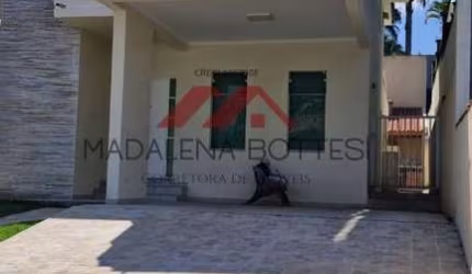 Casa de Condomínio para alugar em Parque Residencial Itapeti de 187.00m² com 3 Quartos, 3 Suites e 2 Garagens