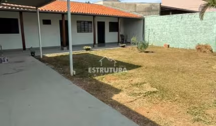 Casa para alugar em Jardim Floridiana de 370.00m² com 1 Quarto e 4 Garagens