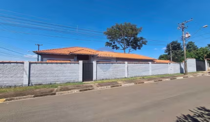 Casa para venda em Nova São Pedro de 343.00m² com 3 Quartos e 3 Suites