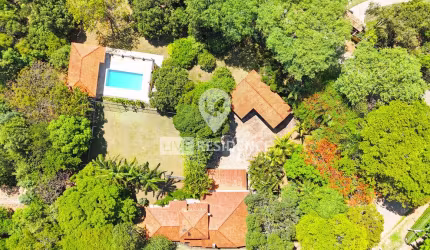 Casa para venda em Condomínio Itaembu de 523.00m² com 3 Quartos, 2 Suites e 6 Garagens