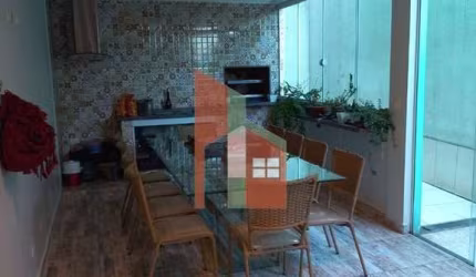 Casa para venda em Jardim Alvinópolis de 167.00m² com 2 Quartos, 1 Suite e 2 Garagens