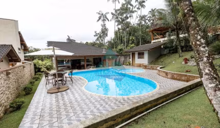 Casa para venda em Recanto Da Lagoinha de 171.00m² com 3 Quartos, 1 Suite e 5 Garagens