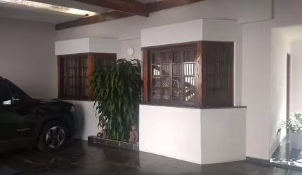 Sobrado para venda em Jardim Paraventi de 183.00m² com 3 Quartos, 1 Suite e 3 Garagens