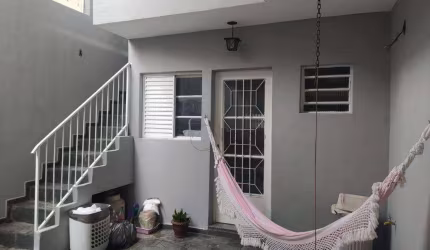 Sobrado para venda em Jardim Flor Da Montanha de 275.00m² com 3 Quartos, 1 Suite e 4 Garagens