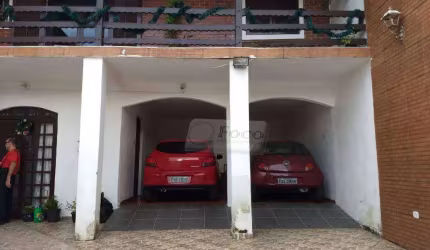 Sobrado para venda em Parque Piratininga de 150.00m² com 4 Quartos, 4 Suites e 6 Garagens