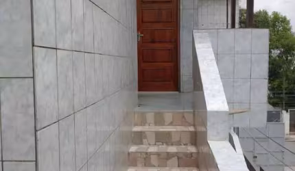 Casa para alugar em Cerâmica de 60.00m² com 2 Quartos