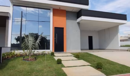 Casa de Condomínio para venda em Jardim Laguna de 191.51m² com 3 Quartos, 3 Suites e 4 Garagens