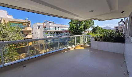 Apartamento para alugar em Recreio Dos Bandeirantes de 112.00m² com 3 Quartos e 2 Garagens