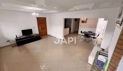 Casa para alugar em Jardim Do Lago de 320.00m² com 3 Quartos, 3 Suites e 5 Garagens