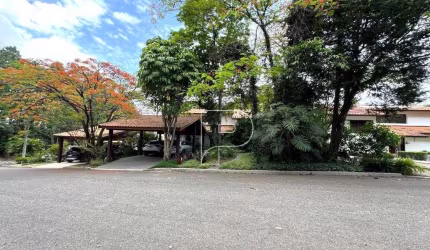 Casa de Condomínio para venda em Granja Viana Ii de 350.00m² com 3 Quartos, 3 Suites e 4 Garagens