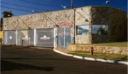 Casa de Condomínio para venda em Parque São Sebastião de 82.20m² com 3 Quartos, 1 Suite e 2 Garagens