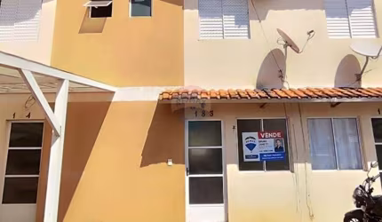 Sobrado para venda em Vila Militar de 53.87m² com 2 Quartos e 1 Garagem