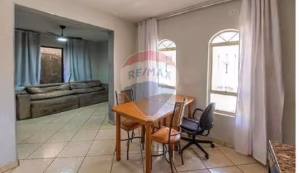 Casa para venda em Jardim América de 121.00m² com 4 Quartos e 1 Garagem