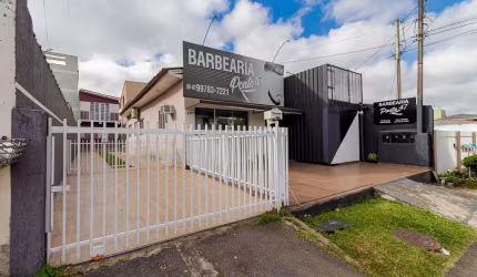 Casa para venda em Capão Raso de 268.00m² com 3 Quartos e 4 Garagens