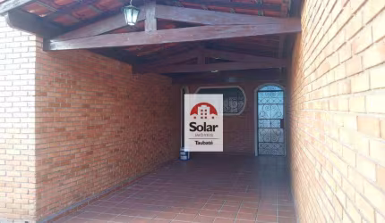 Casa para venda em Centro de 171.00m² com 3 Quartos, 2 Suites e 5 Garagens
