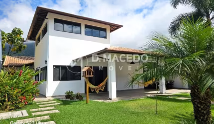 Casa para alugar em Condominio Lagoinha de 357.00m² com 4 Quartos, 2 Suites e 2 Garagens