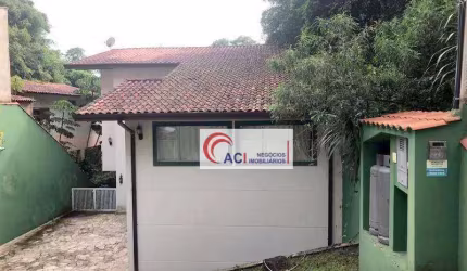 Casa de Condomínio para venda em Granja Viana de 392.00m² com 5 Quartos, 3 Suites e 2 Garagens