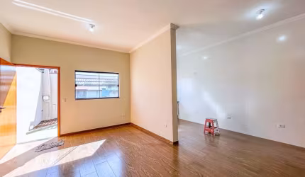 Casa para venda em Jardim Oásis de 150.00m² com 2 Quartos, 1 Suite e 2 Garagens