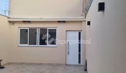Casa para venda em Parque Santa Edwiges de 80.00m² com 3 Quartos, 1 Suite e 2 Garagens