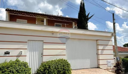 Casa para venda em Jardim São Paulo de 304.00m² com 4 Quartos, 2 Suites e 3 Garagens