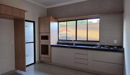 Casa para venda em Bonfim Paulista de 228.00m² com 3 Quartos, 1 Suite e 4 Garagens