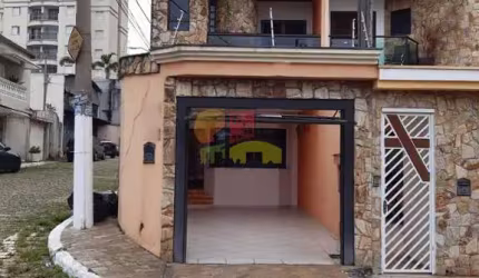 Sobrado para venda em Rudge Ramos de 217.00m² com 3 Quartos, 1 Suite e 2 Garagens