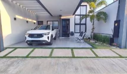 Casa para venda em Park Real de 150.00m² com 3 Quartos, 1 Suite e 2 Garagens