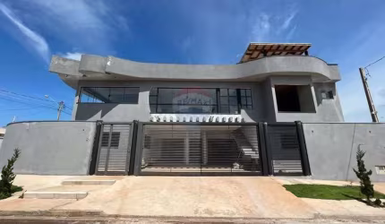 Sobrado para venda em Residencial Ouro Verde de 400.00m² com 5 Quartos e 4 Suites