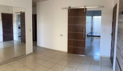 Casa para venda em Arcádia de 130.00m² com 3 Quartos, 1 Suite e 2 Garagens