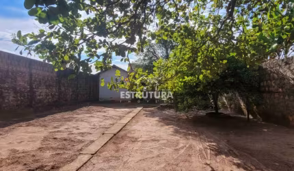 Casa para venda em Parque Universitário de 500.00m² com 1 Quarto e 10 Garagens