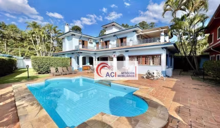 Casa de Condomínio para venda em Chácara Vale Do Rio Cotia de 528.00m² com 6 Quartos, 5 Suites e 6 Garagens
