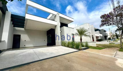 Casa de Condomínio para venda em Condomínio Villagio Di Capri de 165.00m² com 3 Quartos, 3 Suites e 4 Garagens