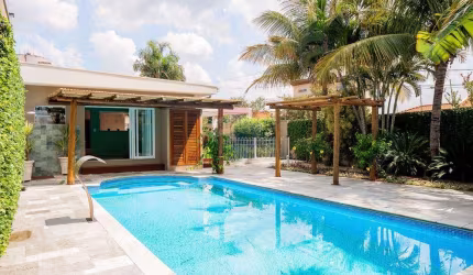 Casa para alugar em Vila Santa Maria de 334.45m² com 3 Quartos, 1 Suite e 2 Garagens