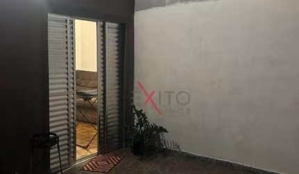 Casa para venda em Vila São Paulo de 108.00m² com 3 Quartos, 1 Suite e 2 Garagens