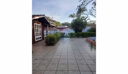Casa de Condomínio para venda em Chácaras Colinas Verdes de 225.17m² com 3 Quartos e 6 Garagens
