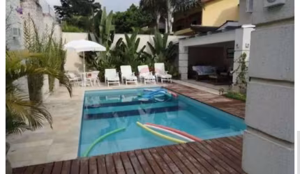 Casa de Condomínio para venda em Alphaville de 543.00m² com 4 Quartos, 4 Suites e 6 Garagens