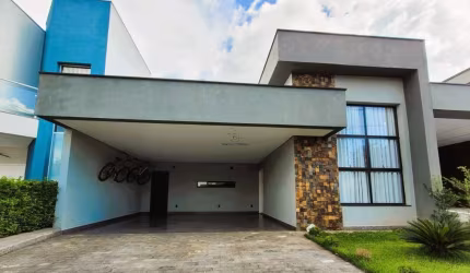 Casa de Condomínio para venda em Chácaras Reunidas São Jorge de 178.00m² com 3 Quartos, 3 Suites e 2 Garagens