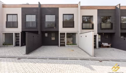 Sobrado para alugar em Mossunguê de 150.00m² com 3 Quartos, 1 Suite e 2 Garagens