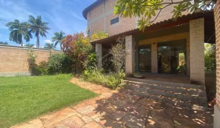 Casa para venda e aluguel em Saudade de 390.00m² com 6 Quartos, 3 Suites e 2 Garagens