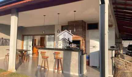 Chácara para venda em Guararema de 250.00m² com 3 Quartos, 1 Suite e 4 Garagens