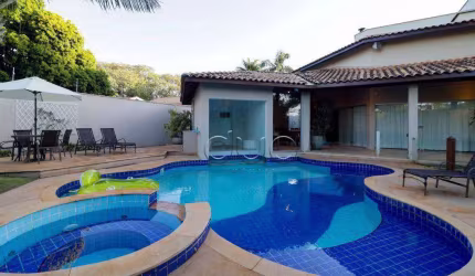 Casa para venda em Santa Rita de 422.00m² com 4 Quartos, 4 Suites e 6 Garagens