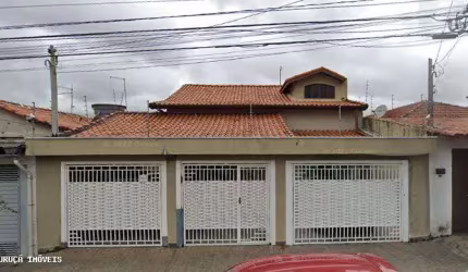 Casa para venda em Vila Curuçá de 240.00m² com 3 Quartos, 1 Suite e 3 Garagens