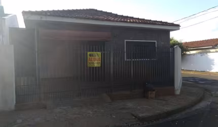 Casa para venda em Parque Residencial Cristo Rei de 137.00m² com 4 Quartos e 3 Garagens